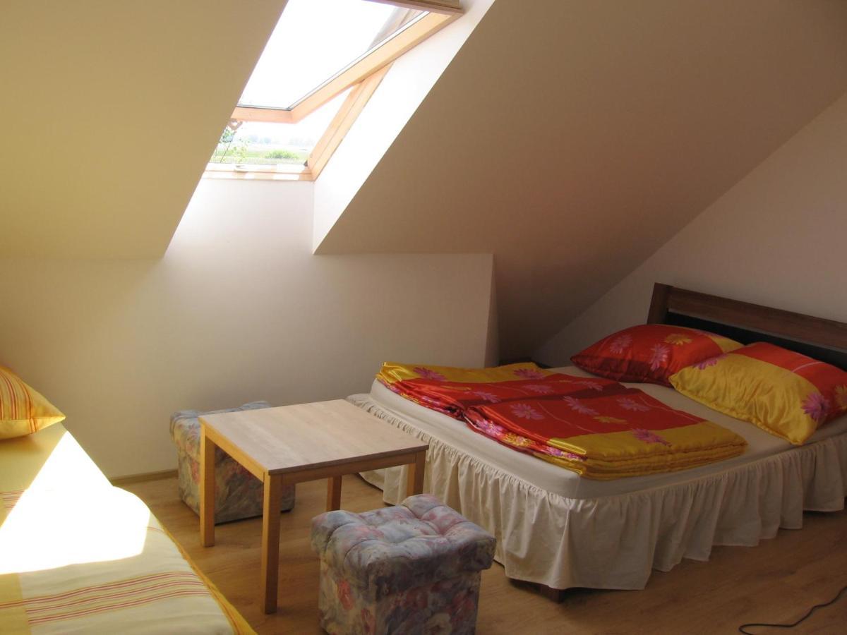 Domki Pokoje Pod Wierzba Sarbinowo Extérieur photo