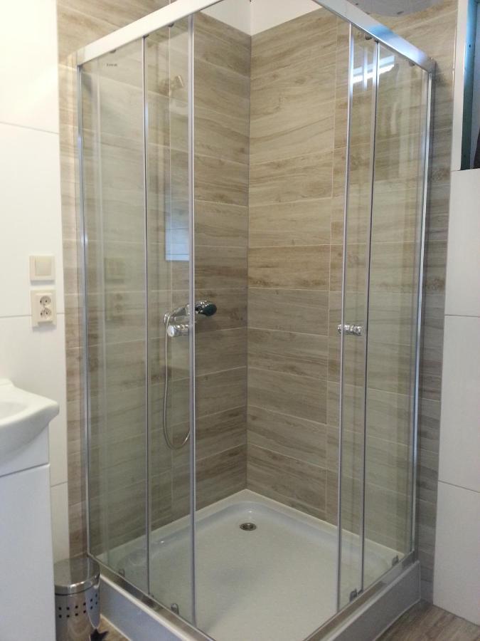Domki Pokoje Pod Wierzba Sarbinowo Extérieur photo